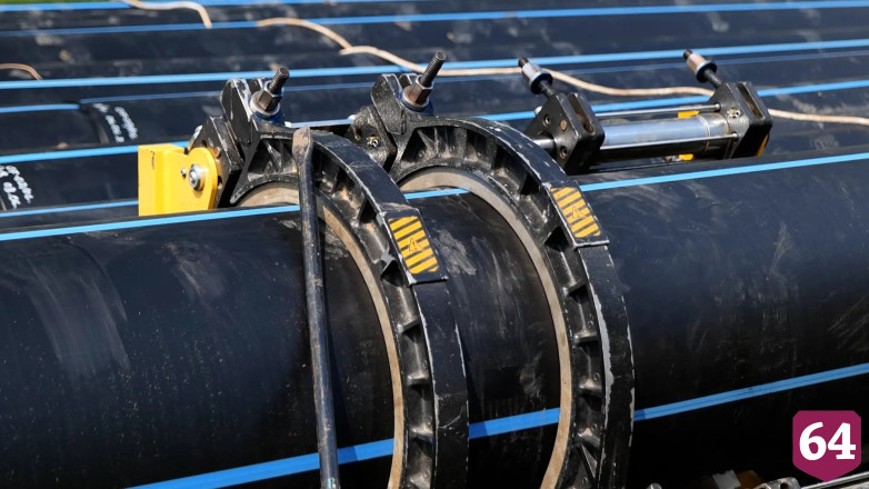 В Саратове заменили водопровод начала 90-х годов